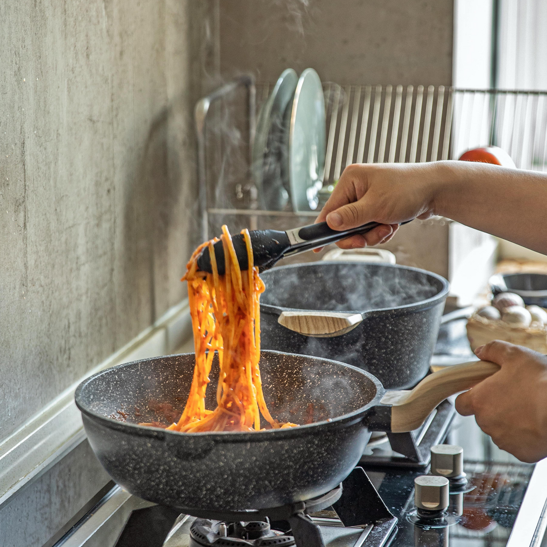 Granite vs Ceramic Frying Pans: Which is the Best for Your Kitchen?! 