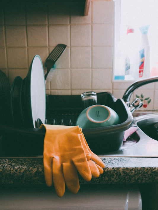 How to clean your nonstick pan?