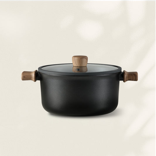 CAROTE Nonstick Soup Pot With Lid, 7.9Qt Non Stick StockPot Large Cooking Pot with Lid, Titanium - containing Soup Pot, Induction Compatible, PFOA/PFOS Free