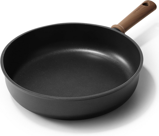 CAROTE Titanium Pan Non Stick Frying Pans, Nonstick Skillet Chef's Pan, Compatible with All Stoves, Black, 9.5''